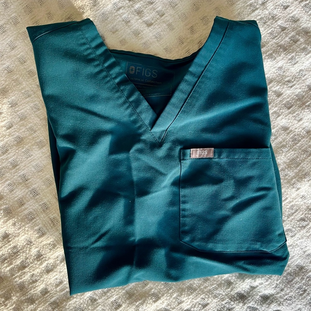 Figs catarina one pocket scrub top